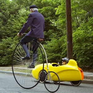 Garyonbike.jpg